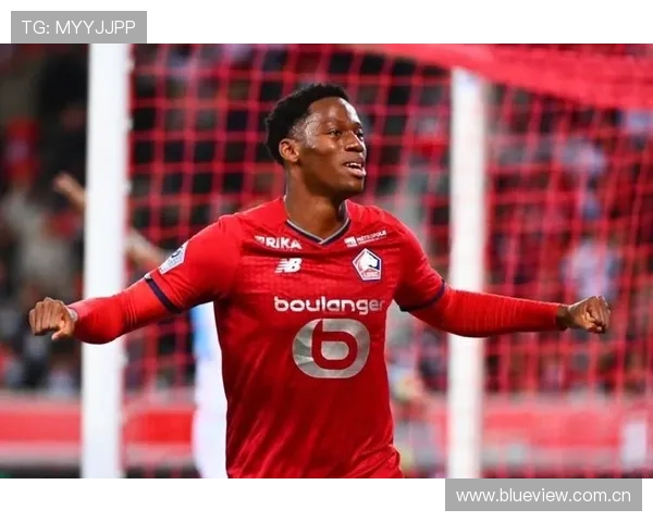 乔纳森戴维荣膺加拿大年度最佳男足运动员展现顶级实力